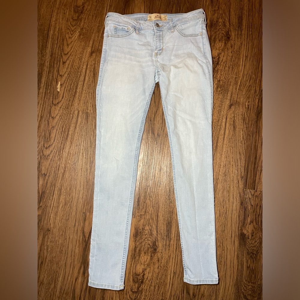 Hollister Super Skinny Jeans